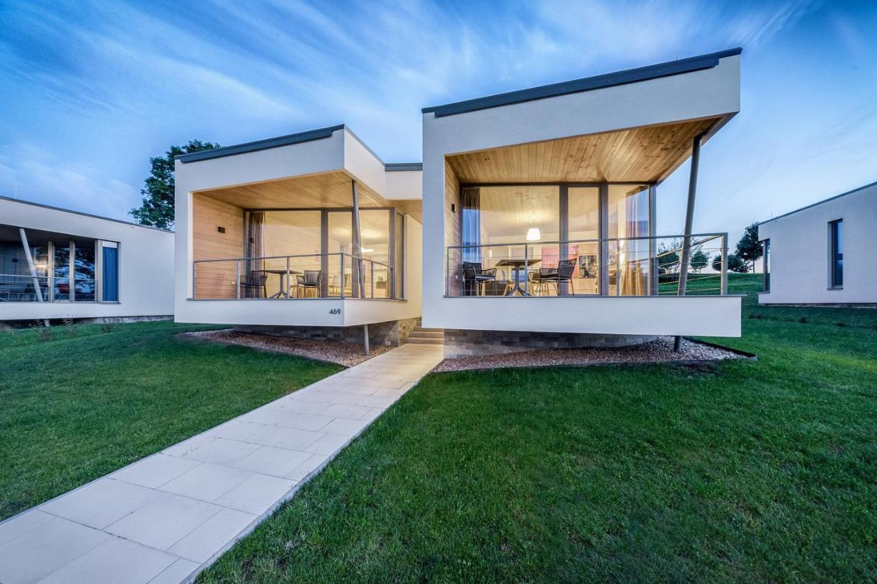 Apartmány HRÁDEČEK Mladé Buky Esterno foto